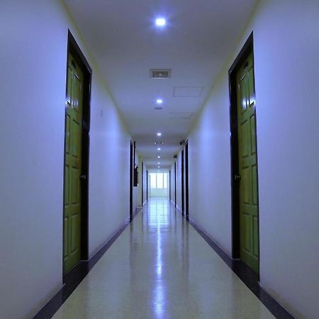 โรงแรมคิงแอนด์ควีน โมนยวา ภายนอก รูปภาพ